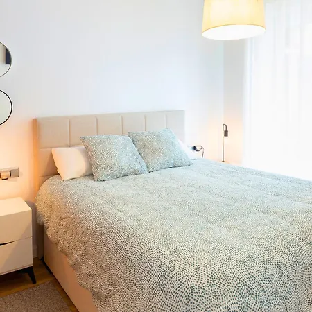 Apartment Refugio De Montana, Terraza Con Vistas Y Parking I Andbnb Arinsal